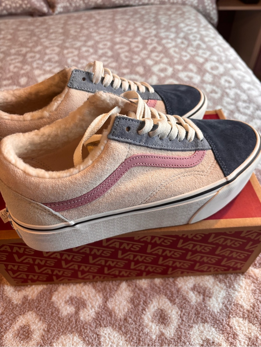 Vans Old Skool womens Pink, Navy & Cream Platform Sneakers